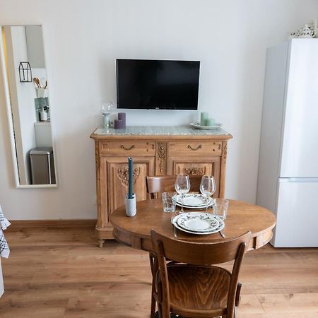 La Tiny - Sleep In La Ciotat Apartment Exterior photo